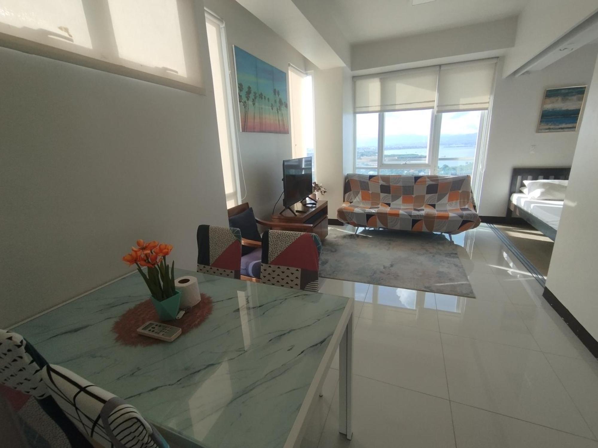 Mactan Newtown Seaview Condo By Fjcivo マクタン 部屋 写真